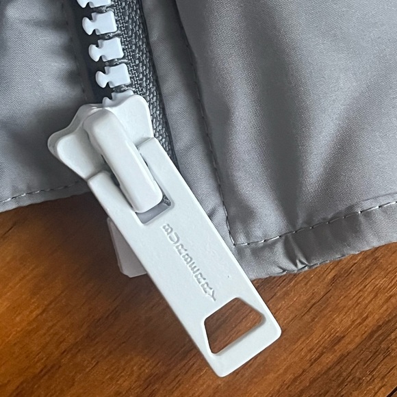 Burberry Landry padded jacket with down filling and hood, NEW - Picture 8 of 17